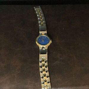 Men’s watch by Geneva like new need battery